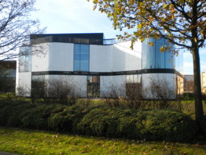 8-The-School-of-Law-University-of-Hertfordshire-Law-Court-Building-1024x768