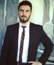 Víctor Alé, abogado