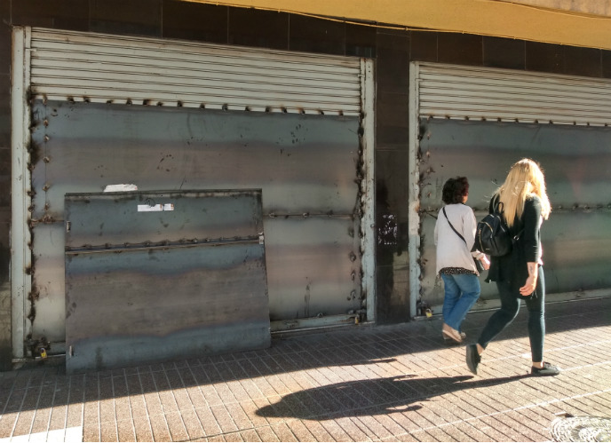 tricot-calle monjitas-stgo-idealex-press crisis en Chile