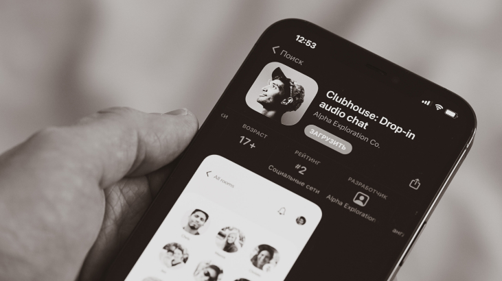 Clubhouse: una nueva red social para hablar sobre el mundo legal