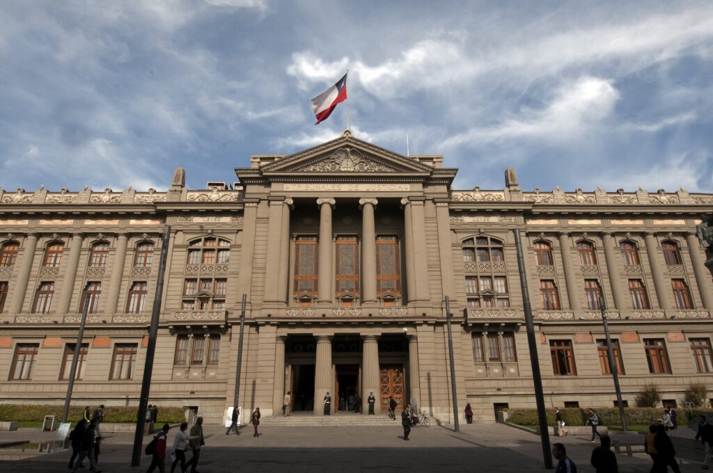 ¿Cuáles son los cambios que la Convención Constitucional quiere introducir en el sistema judicial chileno?