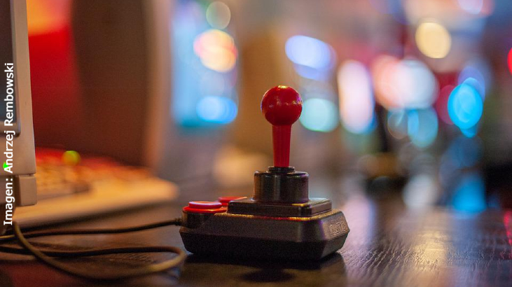 Conflictos de PI en videojuegos: Nintendo, Touhou y fan games