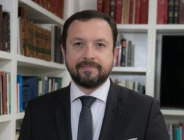 José Luis Diez Schwerter